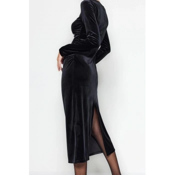Moda Stil Slim Kayık Yaka Midi Boy Kadife Büzgülü Fitted Vücuda Oturan Esnek Örme Elbise