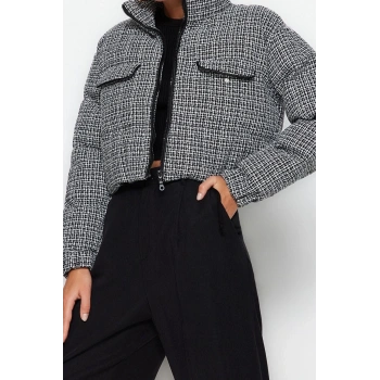 Tasarım Desenli Astarlı Yaka Crop Regular Dik Kadın Regular Tüvit Crop Şişme Mont