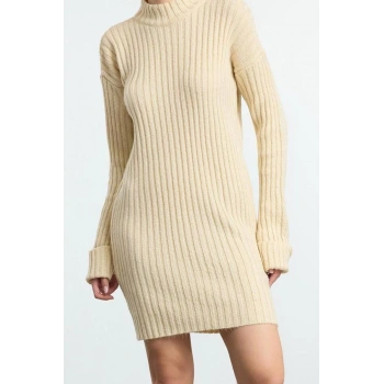 Moda Stil Slim Dik Yaka Mini Boy Triko Yumuşak Dokulu Tozluklu Elbise