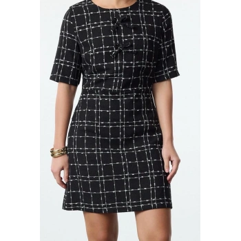 Moda Stil Regular Bisiklet Yaka Mini Boy Kareli A Kesim Fiyonk Detaylı Dokuma Tüvit Elbise