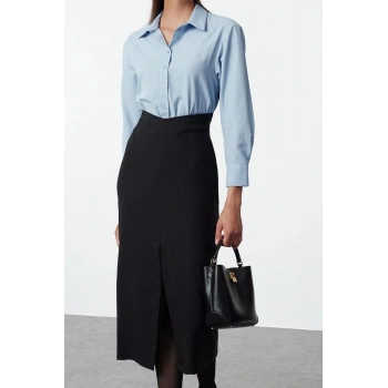 Moda Stil Regular Gömlek Yaka Midi Boy Fitted Vücuda Oturan Gömlek Detaylı Dokuma Elbise