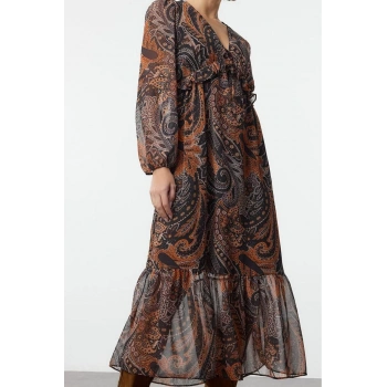 Moda Stil Regular V Yaka Midi Boy Fırfırlı Astarlı Şifon Dokuma Elbise