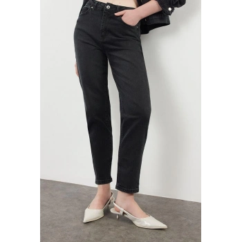 Stil Kadın Moda Denim Kot Pantolon Uzun Boru Paça Normal Bel Slim Mom Jeans