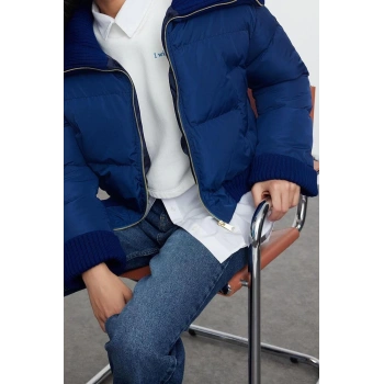 Tasarım Düz Astarlı Yaka Standart Regular Dik Kadın Regular Triko Detaylı Su İtici Şişme Mont