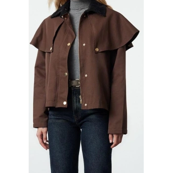 Tasarım Düz Astarlı Yaka Standart Oversize Gömlek Kadın Omuz ve Yaka Detaylı İnce Ceket Mont