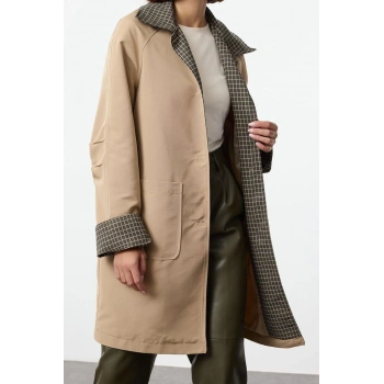 Tasarım Ekose Astarlı Yaka Uzun Regular Gömlek Kadın Ekose Astarlı Regular Midi Trençkot