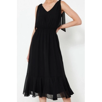 Moda Stil Regular V Yaka Maxi Boy A Kesim Beli Lastikli Şifon Astarlı Dokuma Elbise