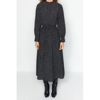 Moda Regular Casual Günlük Lilyum Dokuma Dik Yaka Uzun Kol Shift Maxi Boy Tesettür Elbise