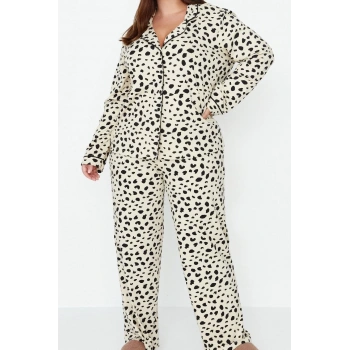 Tarz Rahat Büyük Beden Uzun Kollu Boru Paça Animal Desenli Örme Pijama Takımı