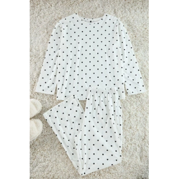Tarz Rahat Büyük Beden Uzun Kollu Boru Paça Kalp ve Puantiye Desenli Örme Pijama Takımı