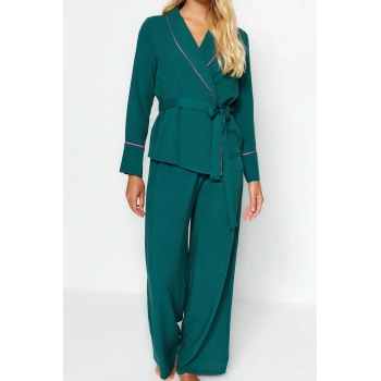 Tarz Rahat Uzun Kollu Boru Paça Kuşaklı Biyeli Viskon Dokuma Pijama Takımı