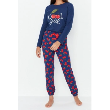 Tarz Rahat Uzun Kollu Boru Paça %100 Pamuklu Kiraz Baskılı Örme Pijama Takımı
