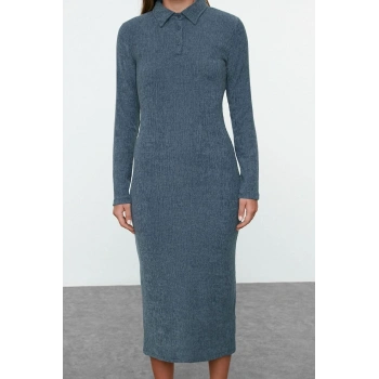 Moda Stil Fitted Polo Yaka Maxi Boy Düz Bodycone Vücuda Oturan Dokulu Düğme Detaylı Örme Elbise