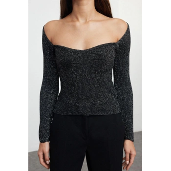 Stil Modern Kadın Regular Standart Kol Kalp Yaka Simli İplik Triko Kazak