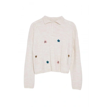 Stil Modern Kadın Regular Standart Kol Polo Yaka Yumuşak Dokulu Gül Detaylı Triko Kazak