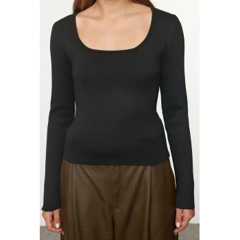 Stil Modern Kadın Regular Standart Kol Havuz Yaka Basic Triko Kazak
