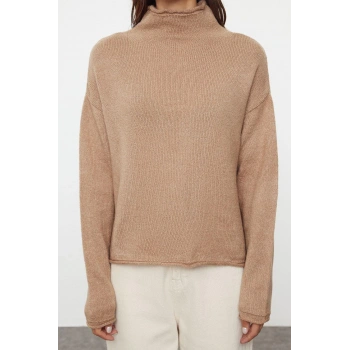 Stil Modern Kadın Regular Standart Kol Dik Yaka Yumuşak Dokulu Geniş Kalıp Triko Kazak