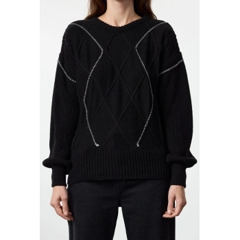 Stil Modern Kadın Regular Standart Kol Bisiklet Yaka Geniş Kalıp Örgü Detaylı Triko Kazak