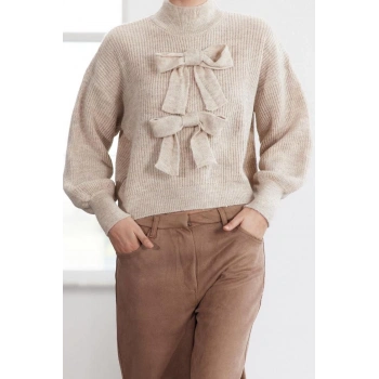 Stil Kadın Regular Standart Kol Bisiklet Yaka Geniş Kalıp Yumuşak Dokulu Kurdeleli Triko Kazak