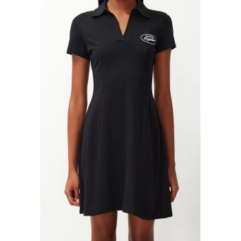 Moda Stil Regular Polo Yaka Mini Boy Skater Belden Açılan Nakışlı Pamuklu Esnek Örme Elbise