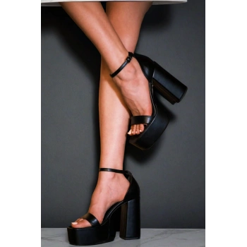 Kadın Moda Tasarım Platform Yüksek Topuklu Ayakkabı Şık ve Zarif Abiye Ayakkabı