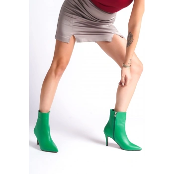 Stil Modern Kadın Kısa Topuklu Sivri Burun Bot Özel Tasarım Gündüz Gece Abiye Ayakkabı