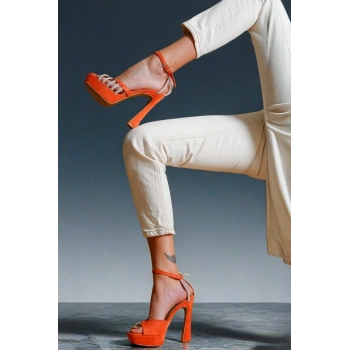 Stil Modern Kadın Taş Detaylı Alçak Platform Özel Tasarım Gündüz Gece Abiye Ayakkabı