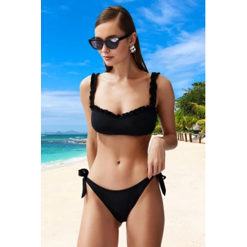 Fırfırlı Bikini Takımı Özel Tasarım Ergonomik Kesim Su Sporları İçin Esnek Kumaş