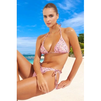 Modern Üçgen Bikini Takımı Şık Detaylı Özel Tasarım Yaz Koleksiyonu Hızlı Kuruyan