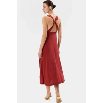 Aksesuar Detaylı V Yaka Bodycon Elbise Örme Kumaş Midi Boy Nefes Alabilir Kaliteli İşçilik