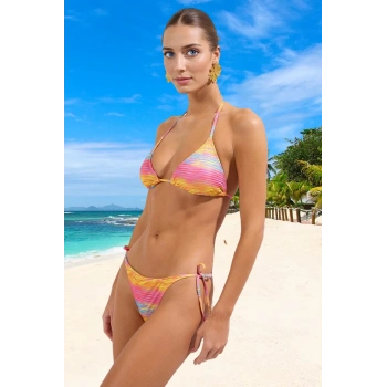 Bağlamalı Tasarım Bikini Takımı Şık Detaylı Hızlı Kuruyan Yaz Koleksiyonu