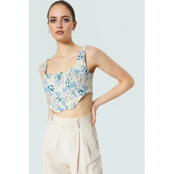 Basic Koleksiyon Fitted Crop Bluz Kare Yaka Çok Çiçek Desenli Dokuma Uzun Ömürlü