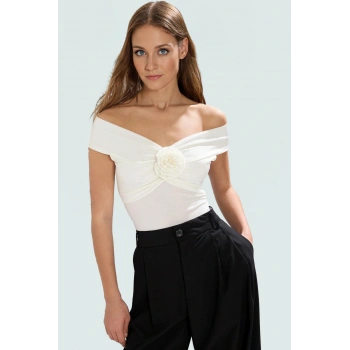 Carmen Yaka Fitted Sandy Örme Bluz Gündüz Gece Kullanımı Premium Kalite Uzun Ömürlü