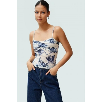 Çiçekli Crop Bluz Polyester Örme Kumaş Kalp Yaka İnce Askılı Yazlık Zarifane Tasarım