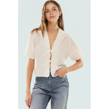 Dantel Detaylı Rahat V Yaka Kısa Kollu Bluz Günlük Tarz Kullanım İçin
