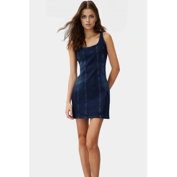 Denim Bisiklet Yaka Fitted Mini Elbise 99 Pamuk Rahat Günlük Dayanıklı Malzeme Zarifane Tasarım