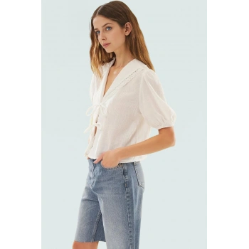 Dokuma Crinkle Bluz V Yaka Önü Bağlamalı Yazlık Modern Stil Dayanıklı Malzeme