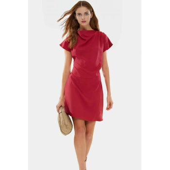 Dokuma Polyester Mini Elbise A Kesim Degaje Yaka Yazlık Şık Özel Tasarım Görünüm