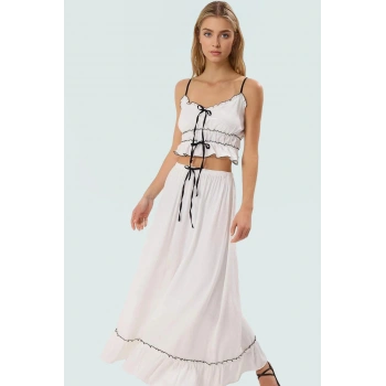 Dokuma Viskoz Polyester Bluz Etek Takım Yazın Şıklığı İçin Profesyonel Görünüm Özenle Seçilmiş