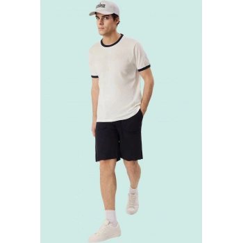 Erkek Casual Yaz Şortu Kısa Boy Straight Kesim Nefes Alabilir Günlük Kullanım Modern Tasarım