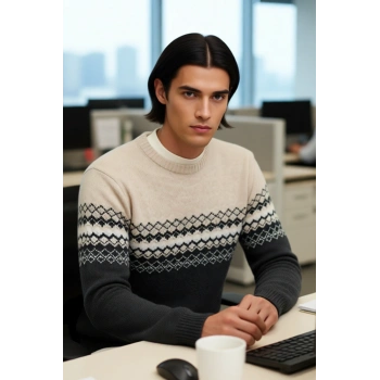 Erkek Fitted Bisiklet Yaka Etnik Desenli Triko Kazak Soğuk Havalar İçin Şık ve Konforlu Bir Tercih