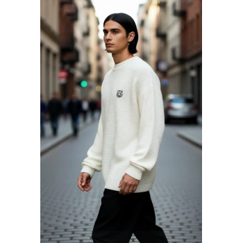 Erkek Geniş Kalıp Oversize Fit Bisiklet Yaka Nakış Detaylı Triko Kazak Serin Havalar İçin Kaliteli