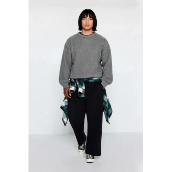 Erkek Gri Oversize Bisiklet Yaka Düz Düşük Kol Akrilik Triko Kazak Casual Tarzlara Özel Rahatlık