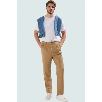 Erkek Modern Pantolon Geniş Paça Rahat Kalıp Sürdürülebilir Üretim Yaz Aylarının Vazgeçilmezi