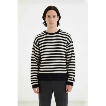 Erkek Oversize Bisiklet Yaka Çizgili Triko Kazak Fitilli Dokuma Uzun Kollu Basic Rahat Kesim