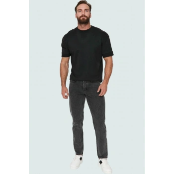 Erkek Pamuk Relaxed Fit Kot Pantolon Günlük Şıklık Modern Tasarım Yaz Aylarının Vazgeçilmezi