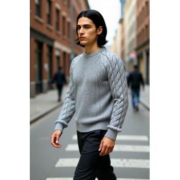 Erkek Regular Fit Bisiklet Yaka Saç Örgü Detaylı Triko Kazak Soğuk Günler İçin Rahatlık Sunar