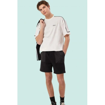Erkek Spor Şort Cep Detaylı Renk Kısa Boy Nefes Alan Kumaş Rahat Yaz Aylarının Vazgeçilmezi