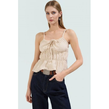 İnce Askılı Crop Bluz Jakarlı Örme Fitted Kalıp Yazlık Seçkin Malzeme Dayanıklı