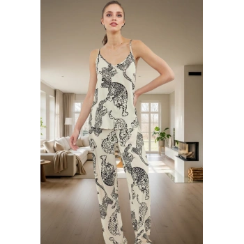 İnce Askılı Viskoz Pijama Geniş Paça ve V Yaka Tasarım Seçkin Malzeme Özenle Seçilmiş